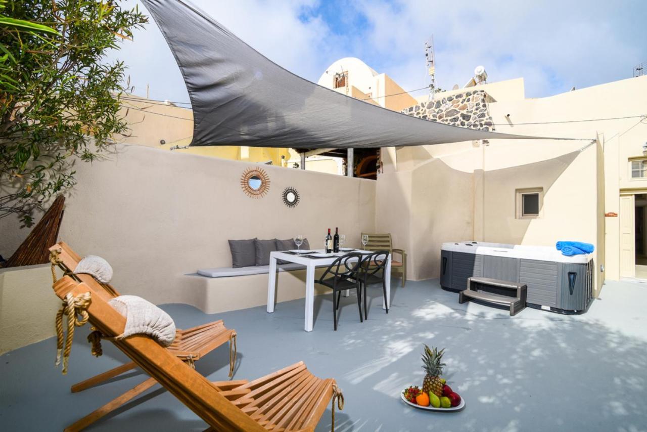 Suite Home Santorini Fira  Exteriör bild