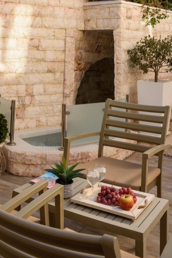 Suite Home Santorini Fira  Exteriör bild